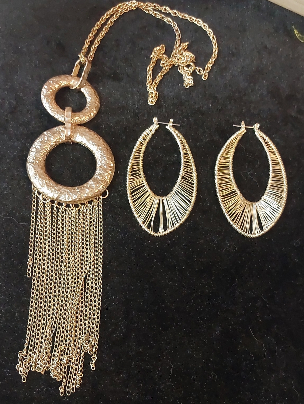 Gold Tone Hammered Circle Chain Tassel Necklace 20" & Wire Wrapped Hoop Earrings